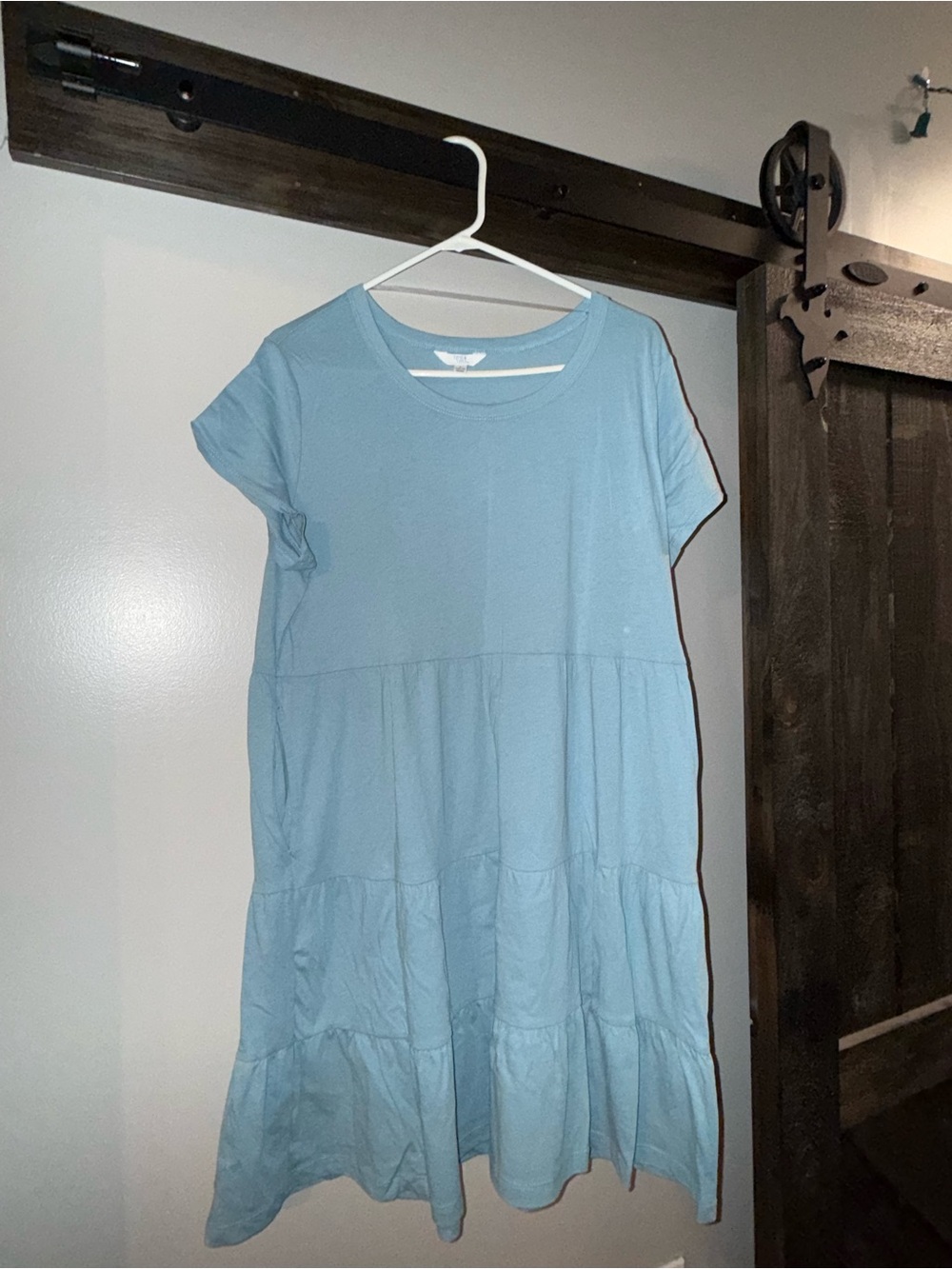 Casual Light Blue Tiered Midi Dress with Short Sleeves